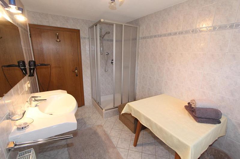 Gaestehaus Hauser هينزنبرغ المظهر الخارجي الصورة